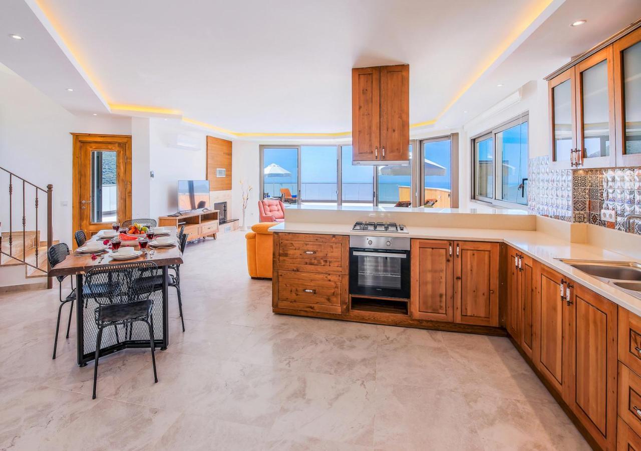 Villa 5 Sleeps 6 Isolated Pool See And Montain View-Villa Kartal Yuvasi Uzumlu  Luaran gambar